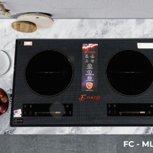Bếp đôi điện từ Fulco FC-ML138i được sử dụng mặt kính kanger bo viền vàng cao cấp.